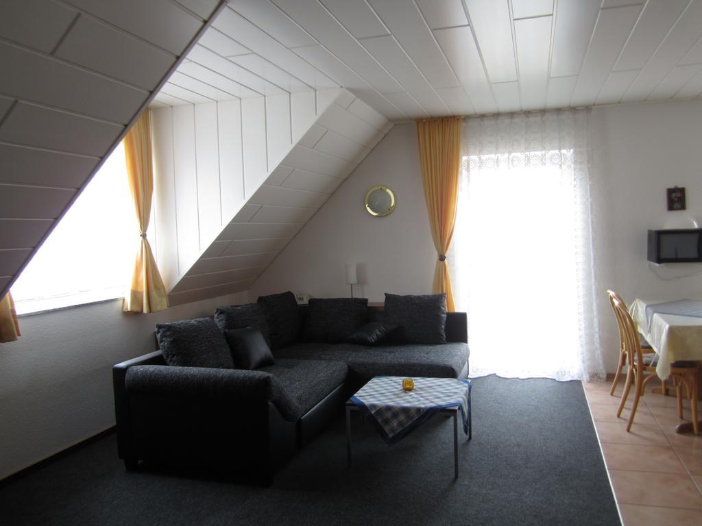 Hotel Waldparkstube Bad Schonborn Buitenkant foto