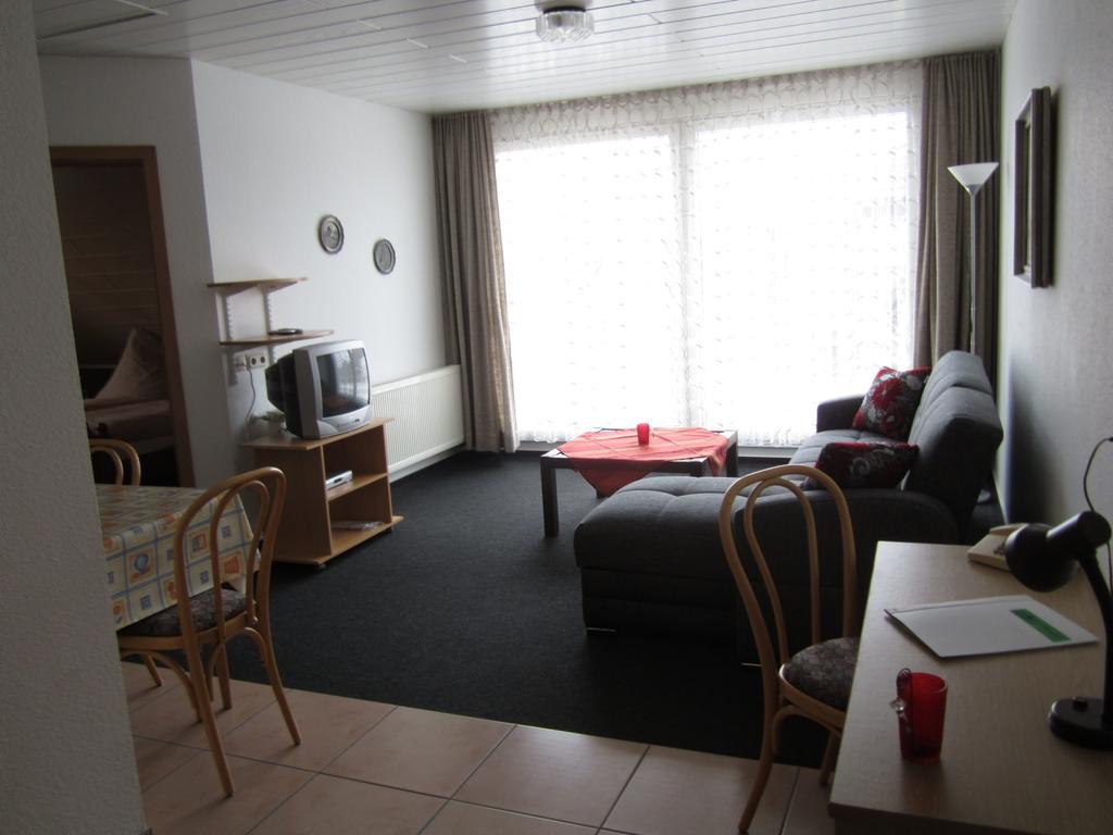 Hotel Waldparkstube Bad Schonborn Buitenkant foto