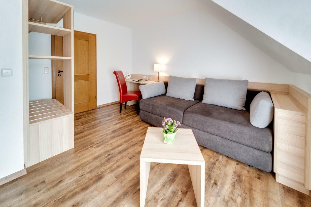 Hotel Waldparkstube Bad Schonborn Buitenkant foto